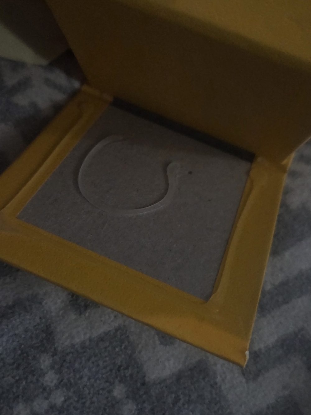 Fendi Roma Yellow Accessory Box - Picture 11 of 12